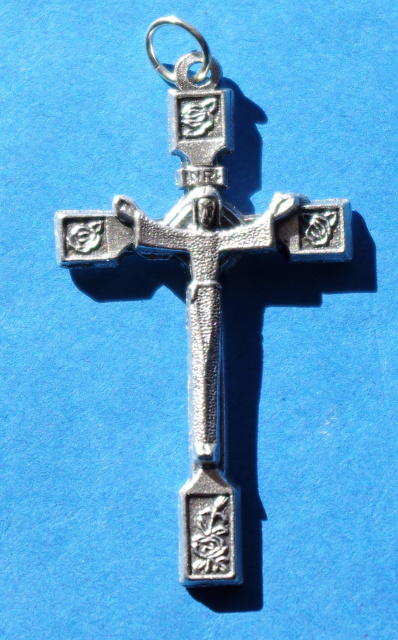 Catholic small Religious oxidized Italian crucifixes and rosary